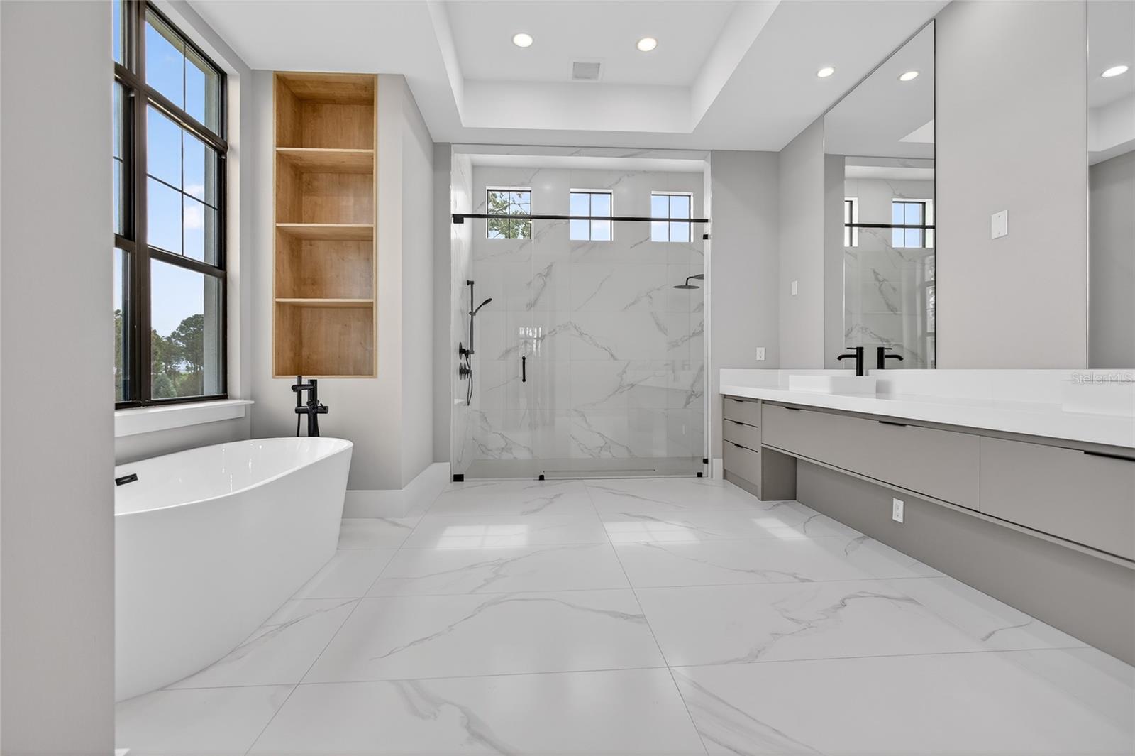 16130 PENDIO DR, BELLA COLLINA, FL, 34756