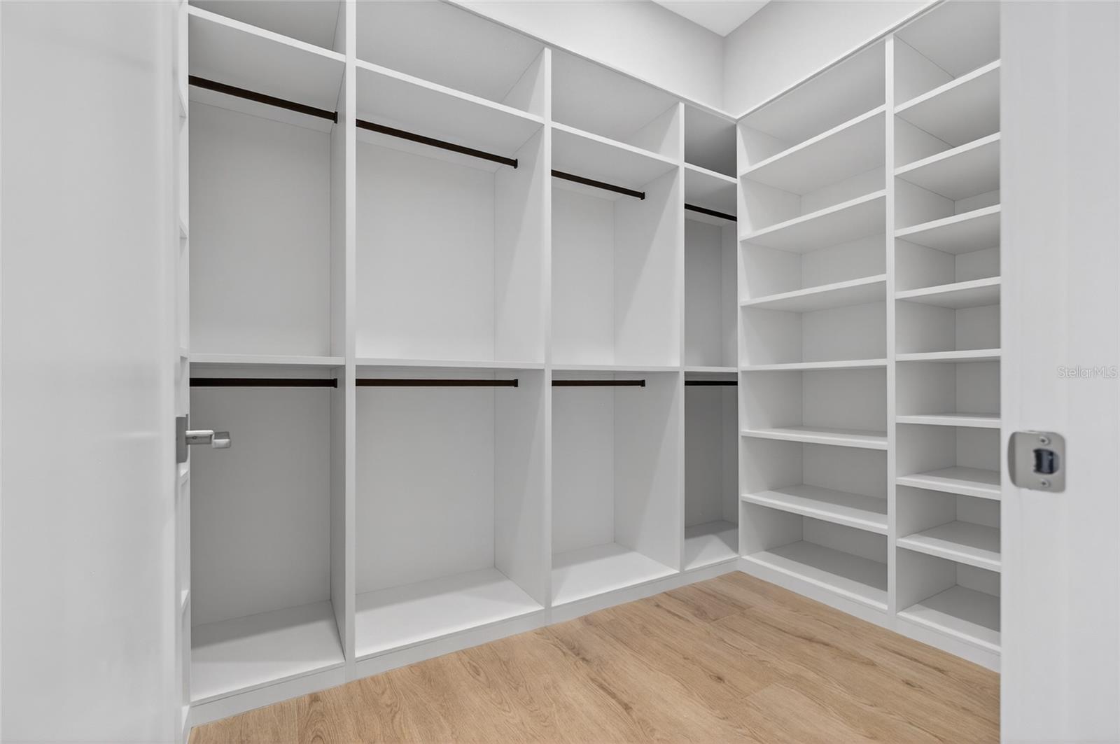 16130 PENDIO DR, BELLA COLLINA, FL, 34756