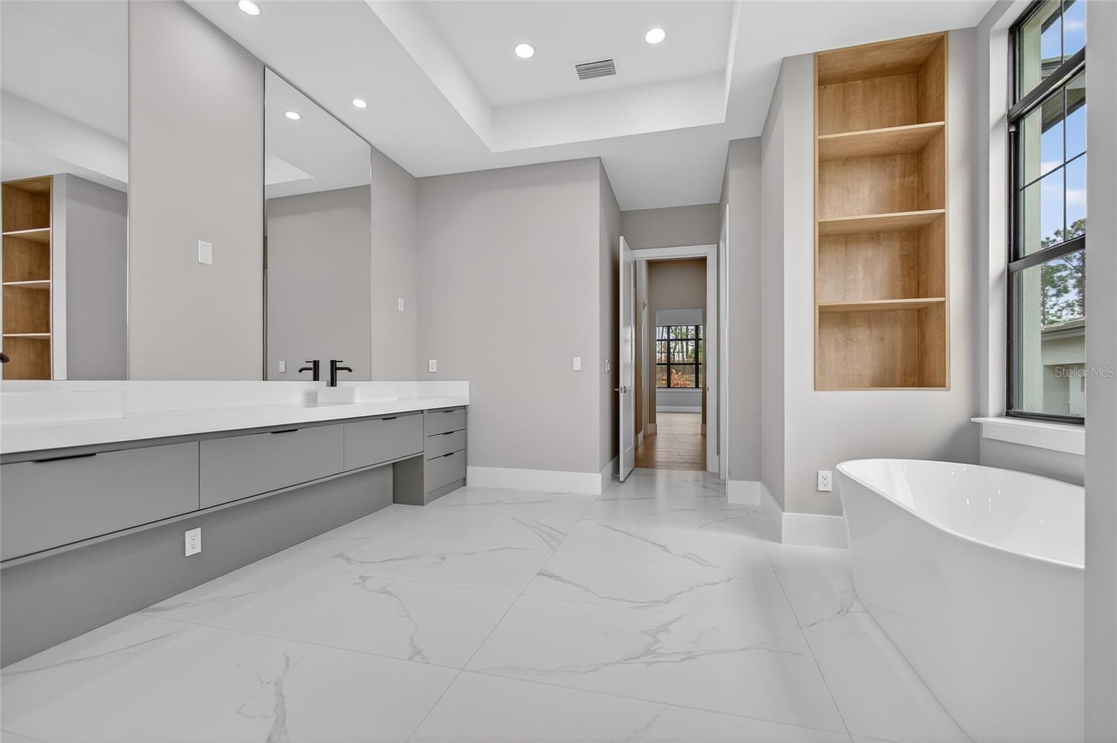 16130 PENDIO DR, BELLA COLLINA, FL, 34756