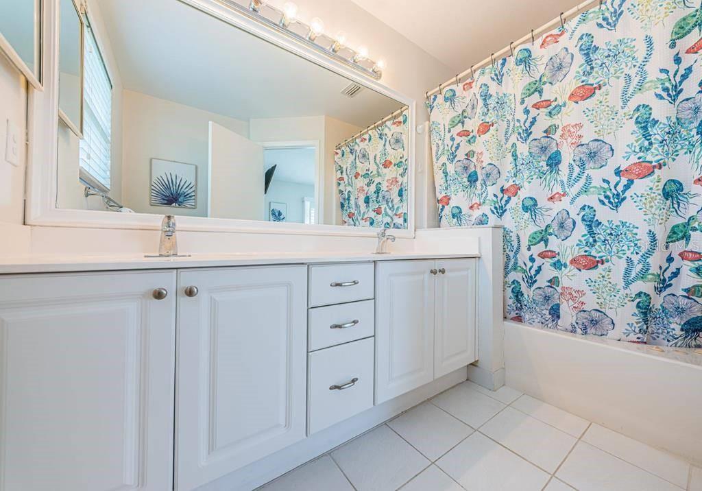 6107 MIRADA CIR, ST PETERSBURG, FL, 33715