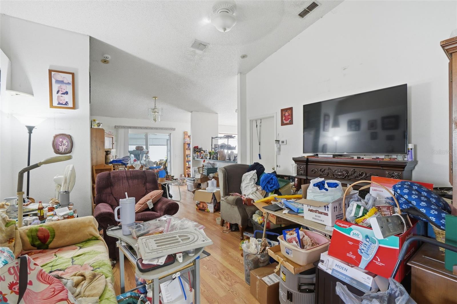 1650 E WELCH RD, APOPKA, FL, 32712