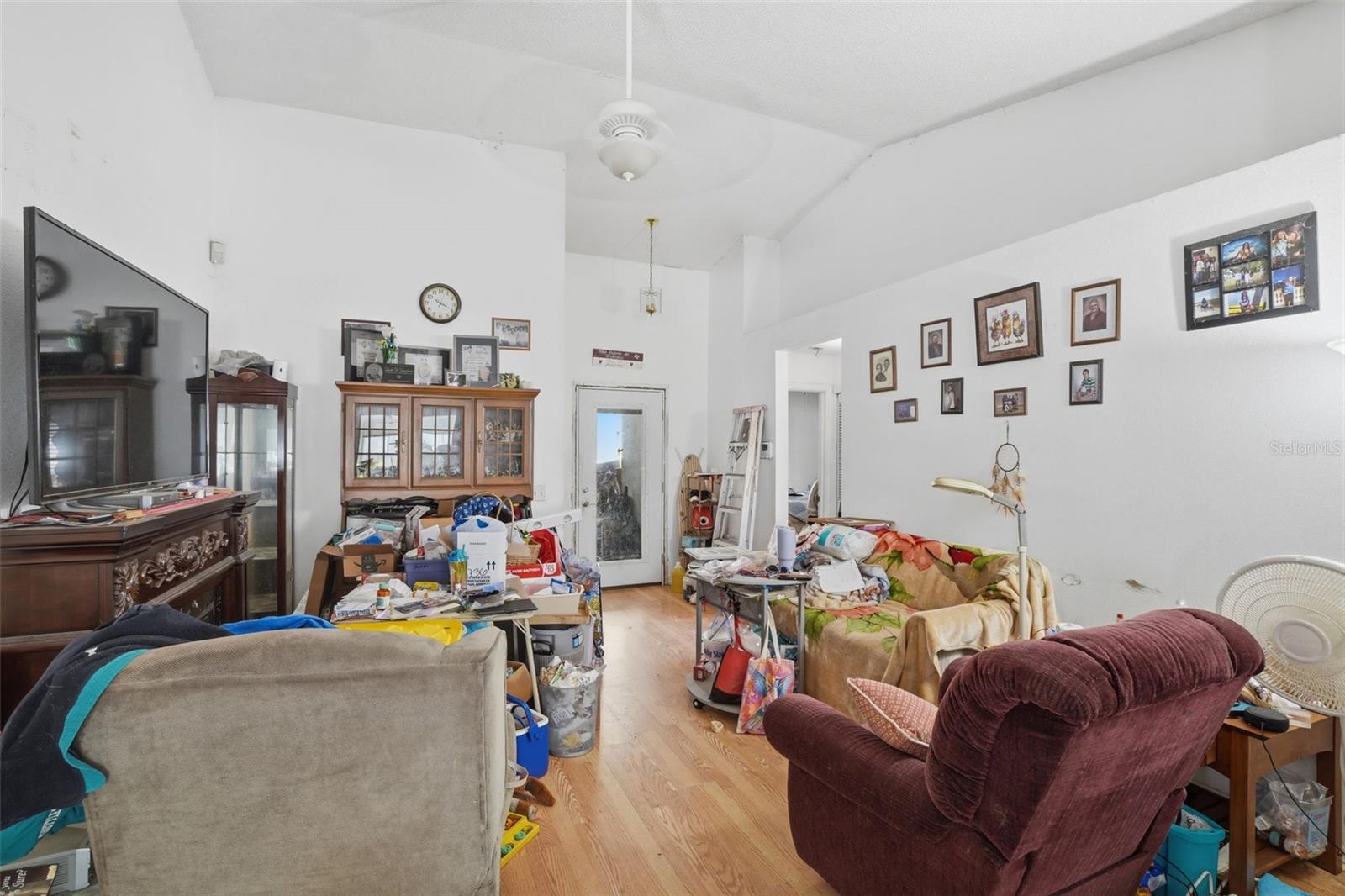 1650 E WELCH RD, APOPKA, FL, 32712