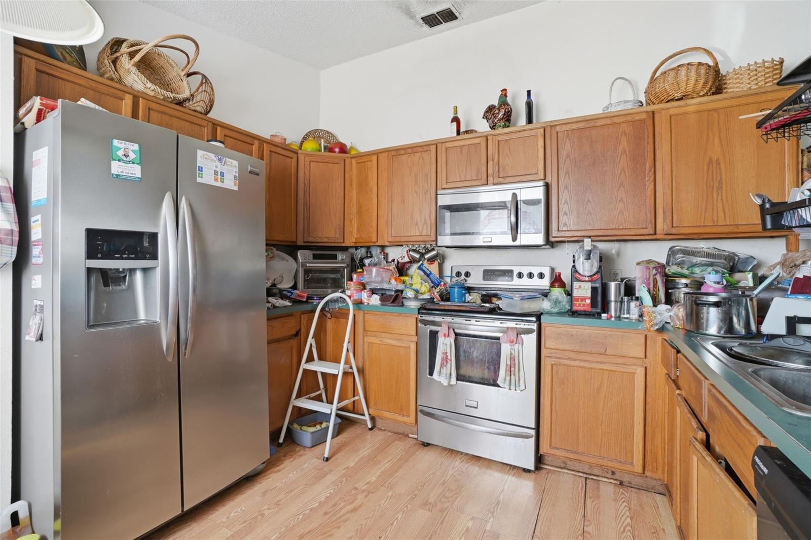 1650 E WELCH RD, APOPKA, FL, 32712