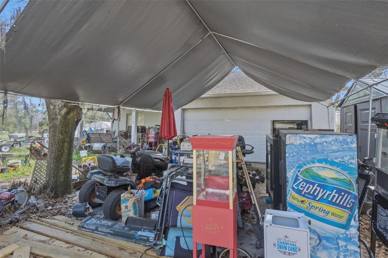 1650 E WELCH RD, APOPKA, FL, 32712