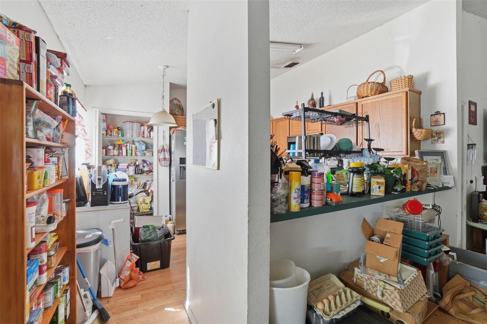 1650 E WELCH RD, APOPKA, FL, 32712