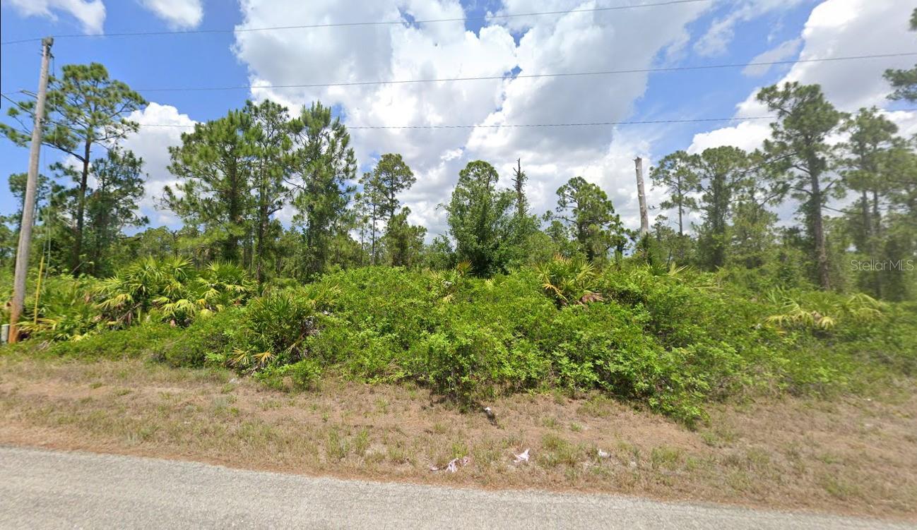 1049 LILAC ST E, LEHIGH ACRES, FL, 33974