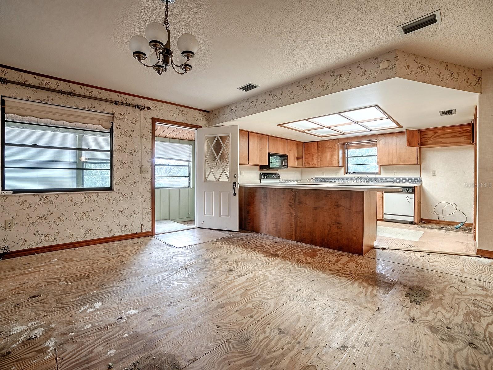 913 SHEILA PL, APOPKA, FL, 32703