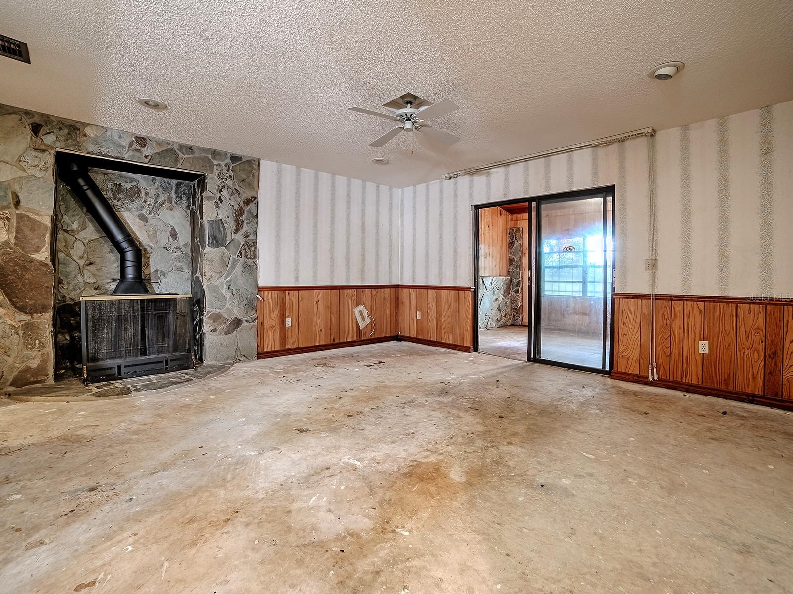 913 SHEILA PL, APOPKA, FL, 32703