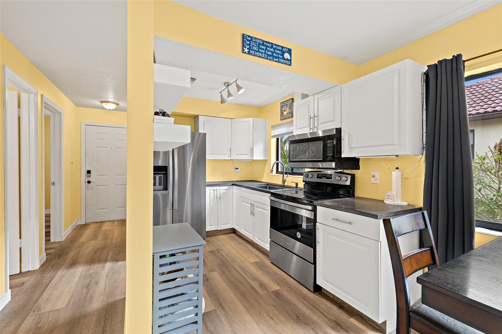 8713 BAY CT, CAPE CANAVERAL, FL, 32920