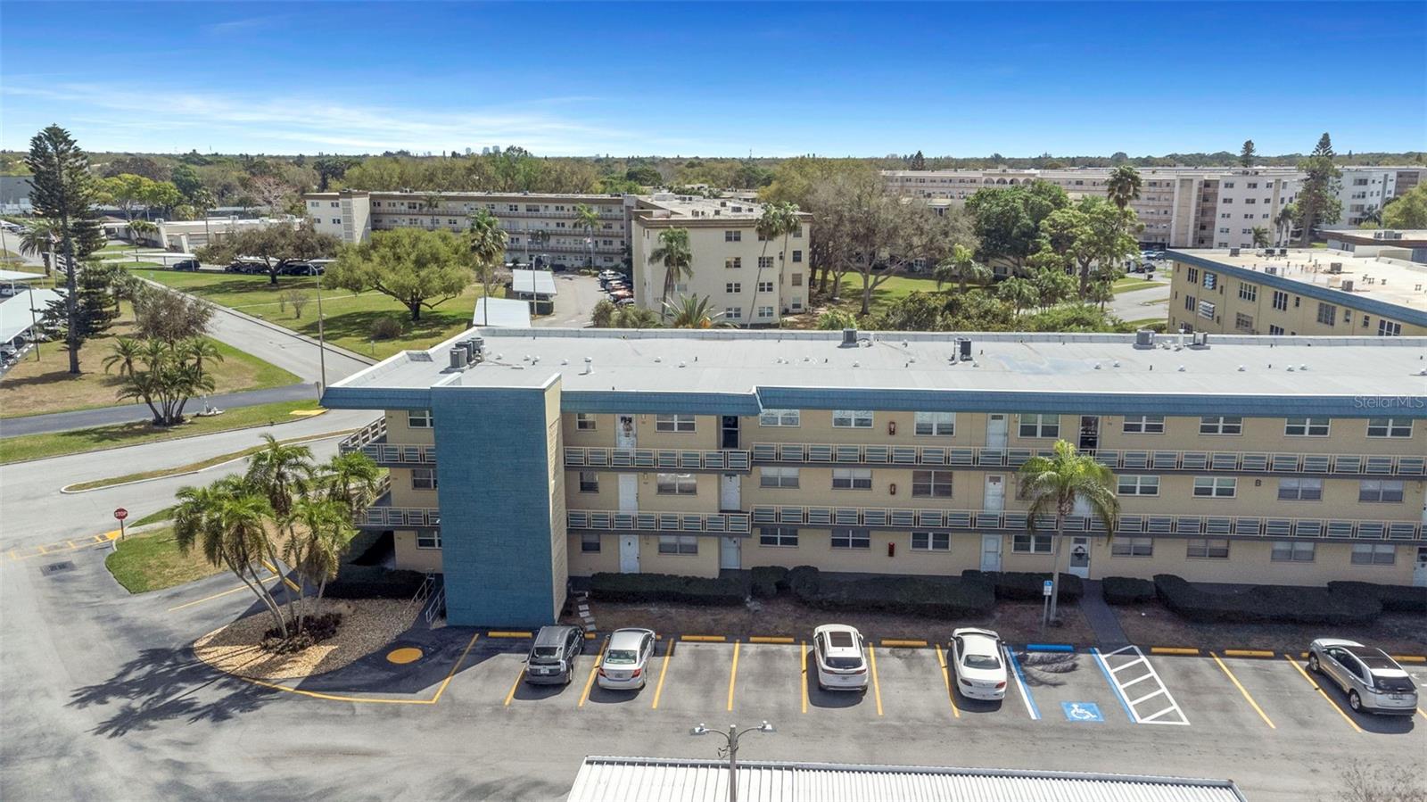 5750 80TH ST N #B-206, ST PETERSBURG, FL, 33709