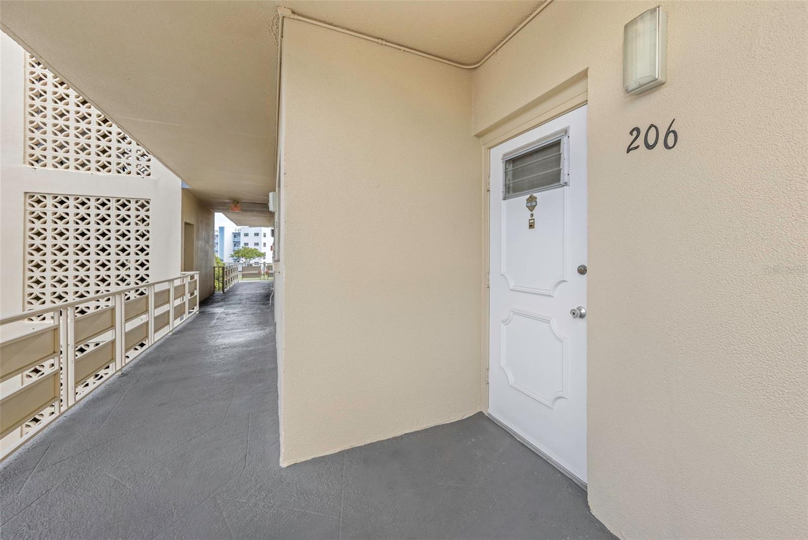 5750 80TH ST N #B-206, ST PETERSBURG, FL, 33709