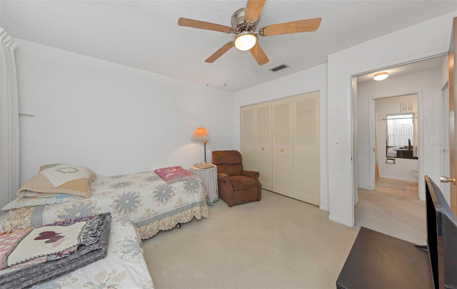 5750 80TH ST N #B-206, ST PETERSBURG, FL, 33709
