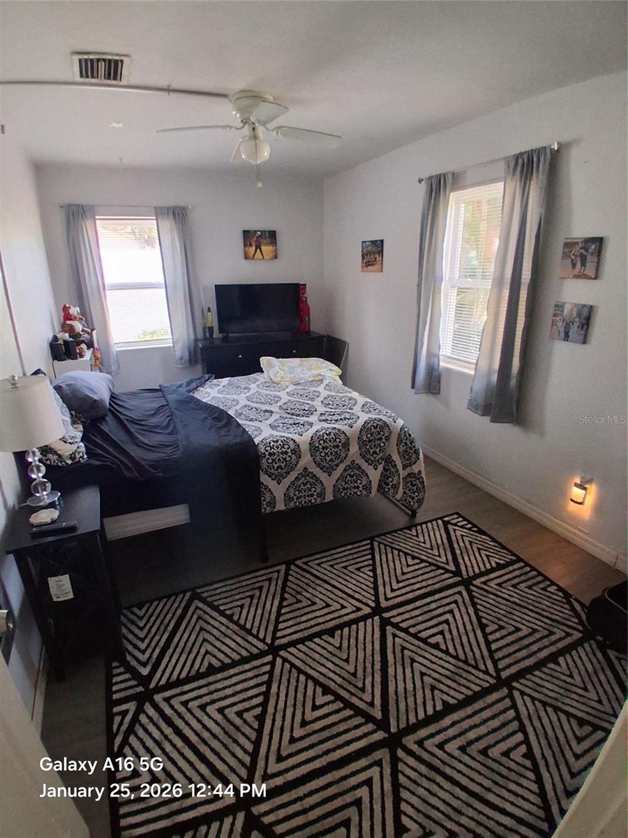 1061 NOKOMIS ST, CLEARWATER, FL, 33755