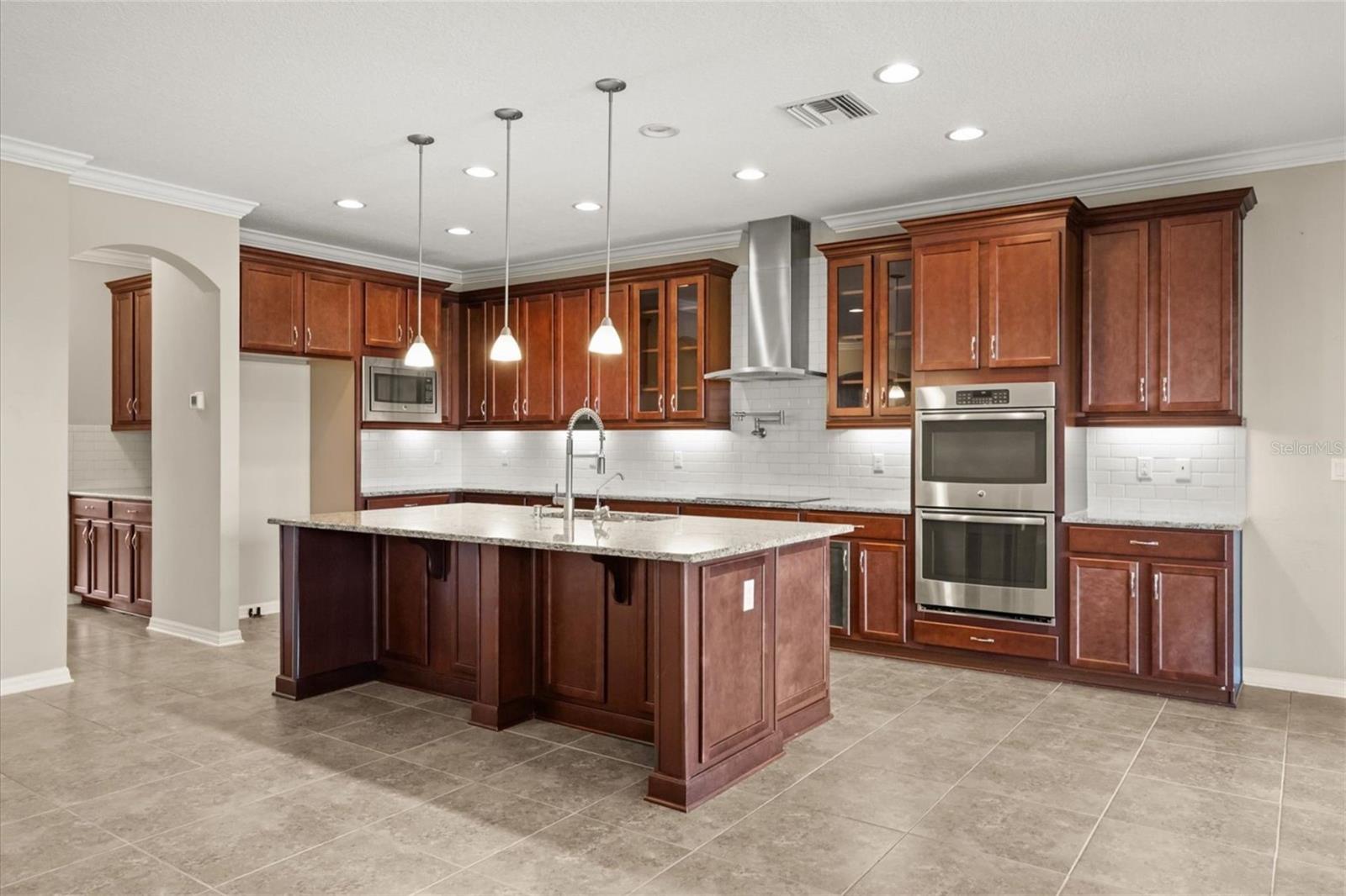 1831 VIA LAGO DR, LAKELAND, FL, 33810