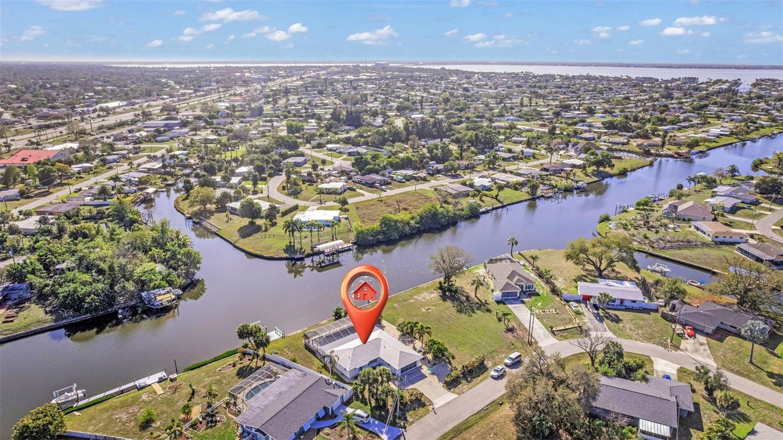 137 BEDFORD DR NE, PORT CHARLOTTE, FL, 33952