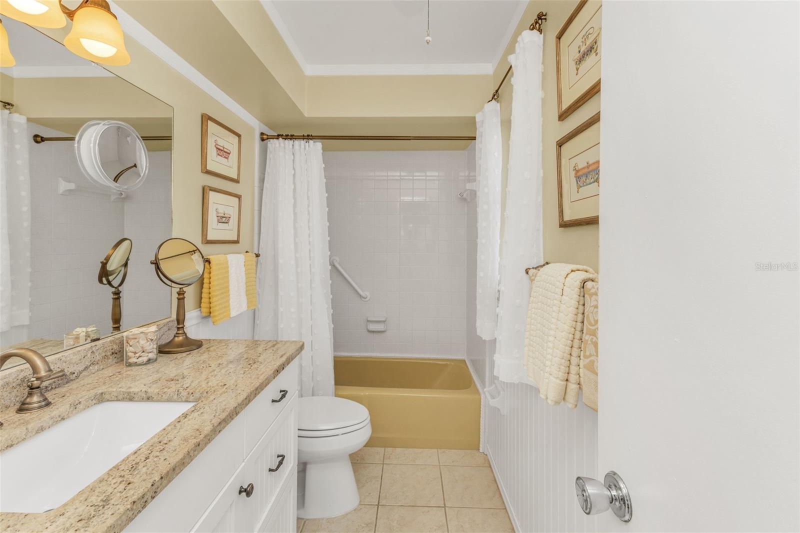 137 BEDFORD DR NE, PORT CHARLOTTE, FL, 33952