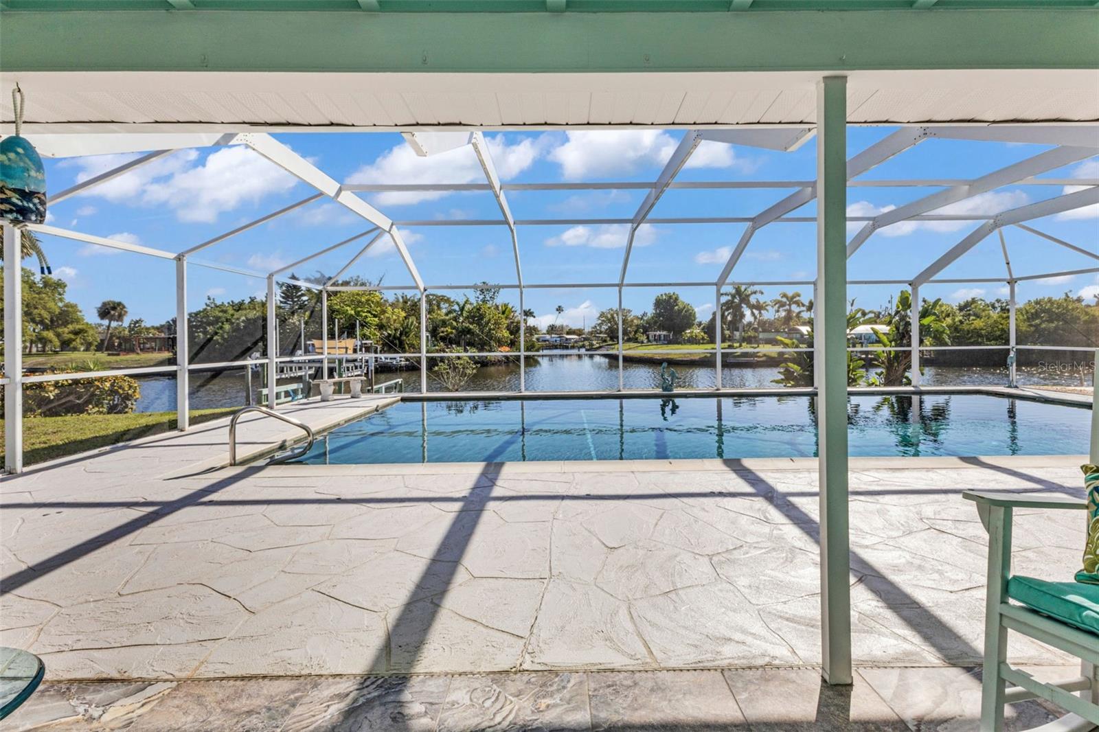137 BEDFORD DR NE, PORT CHARLOTTE, FL, 33952