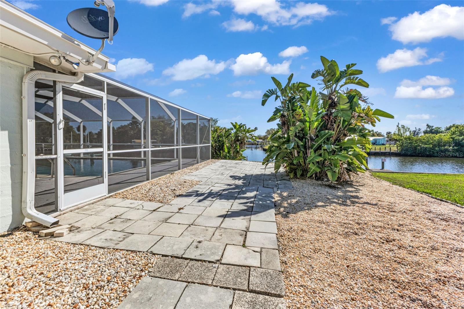 137 BEDFORD DR NE, PORT CHARLOTTE, FL, 33952