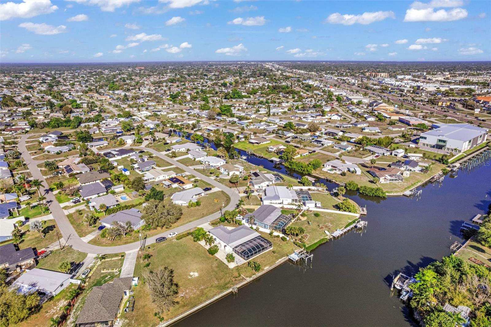 137 BEDFORD DR NE, PORT CHARLOTTE, FL, 33952