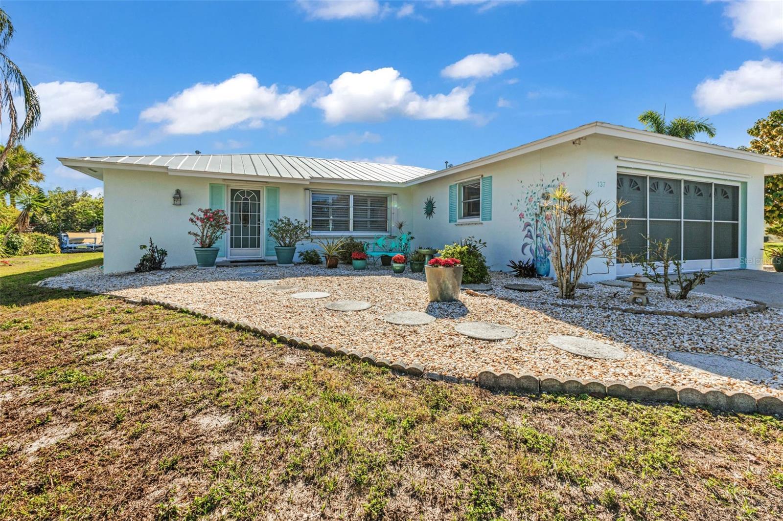 137 BEDFORD DR NE, PORT CHARLOTTE, FL, 33952