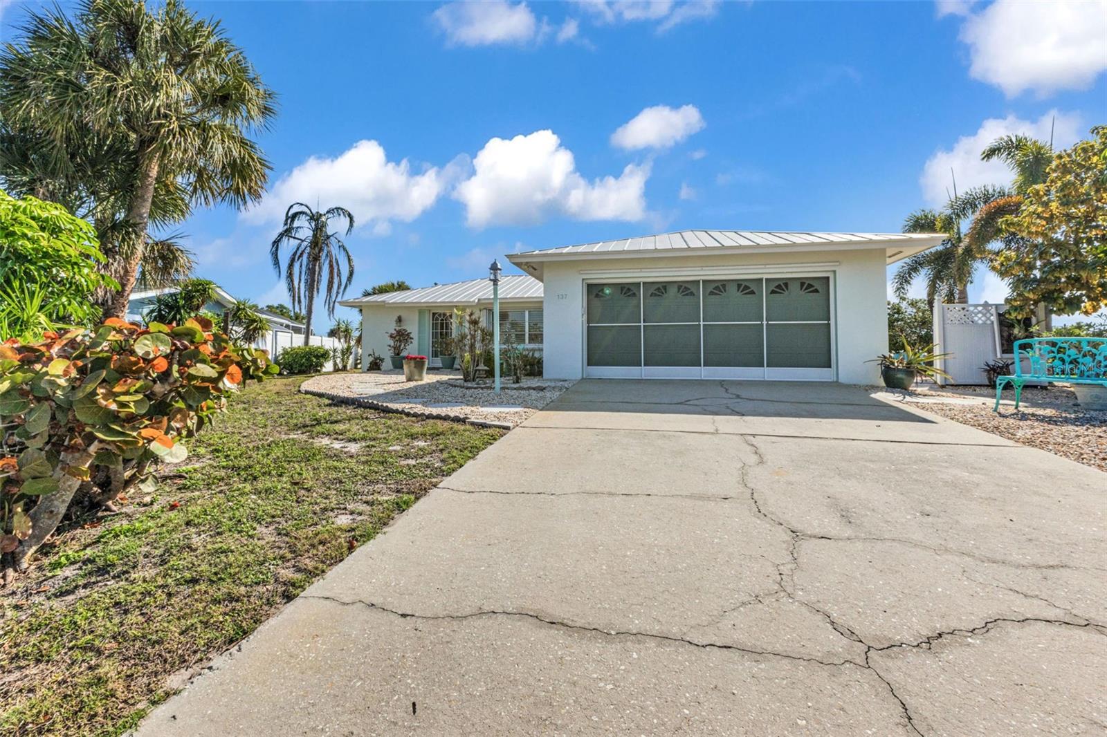 137 BEDFORD DR NE, PORT CHARLOTTE, FL, 33952