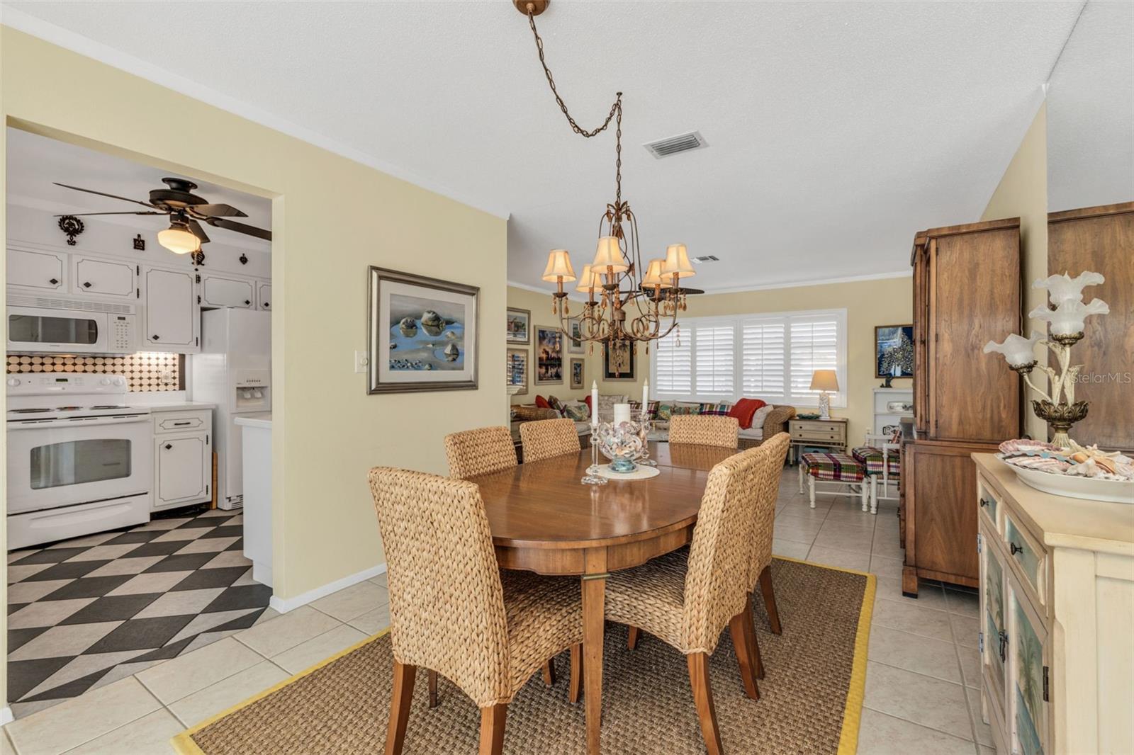 137 BEDFORD DR NE, PORT CHARLOTTE, FL, 33952