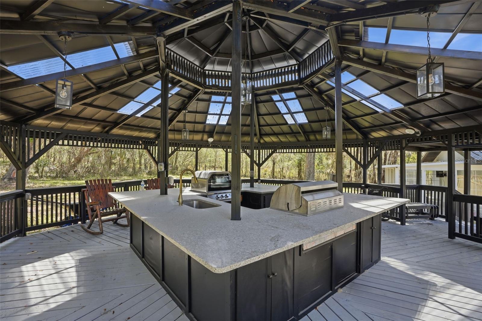 15458 SNOW MEMORIAL HWY, BROOKSVILLE, FL, 34601