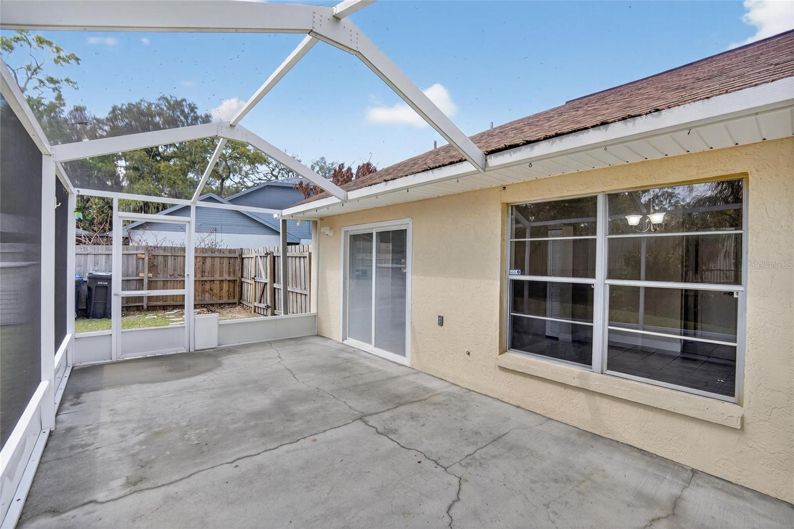 2043 SHADOW PINE DR, BRANDON, FL, 33511