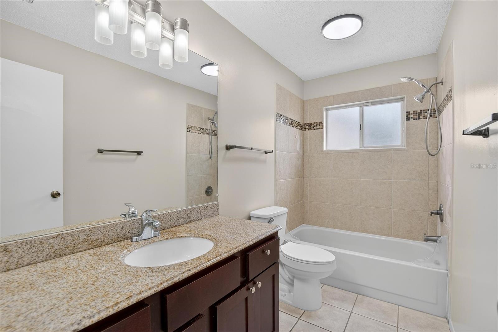 2043 SHADOW PINE DR, BRANDON, FL, 33511