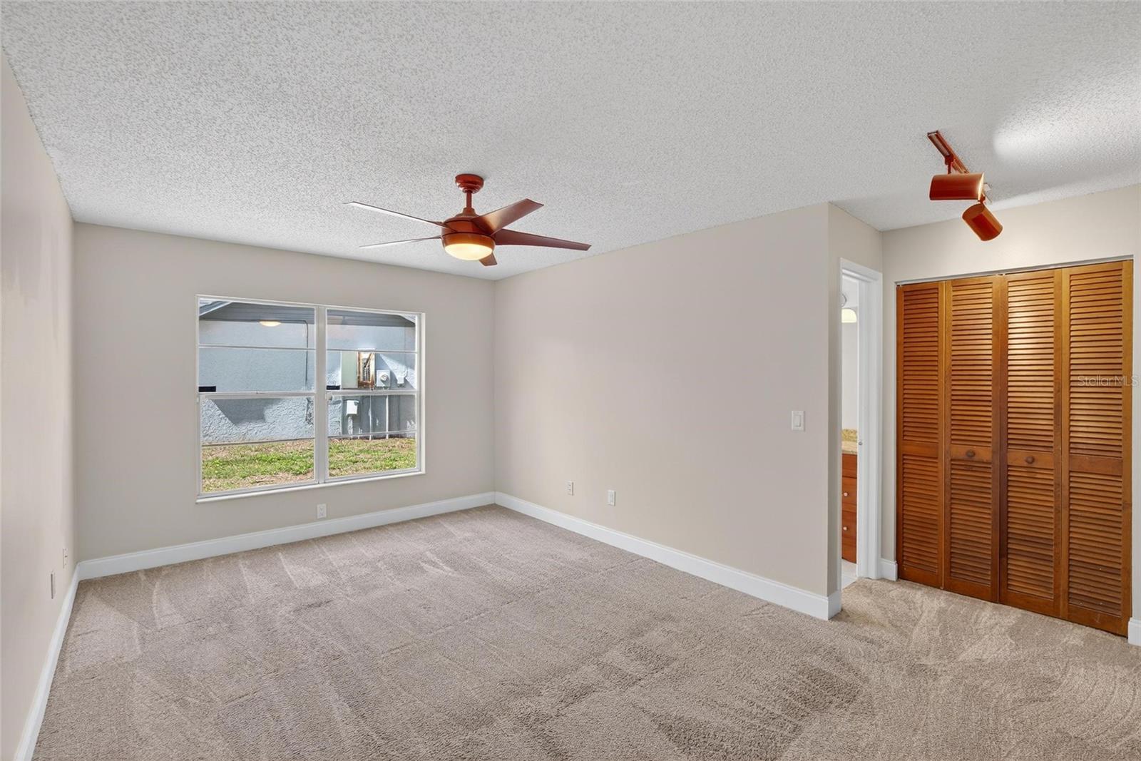 2043 SHADOW PINE DR, BRANDON, FL, 33511