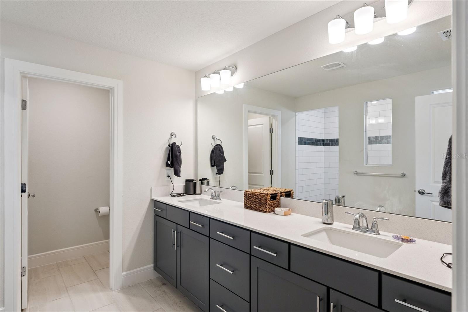 4008 MEANDERING BAY DR, APOPKA, FL, 32712