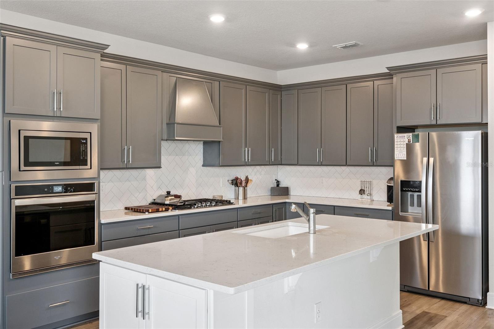 4008 MEANDERING BAY DR, APOPKA, FL, 32712