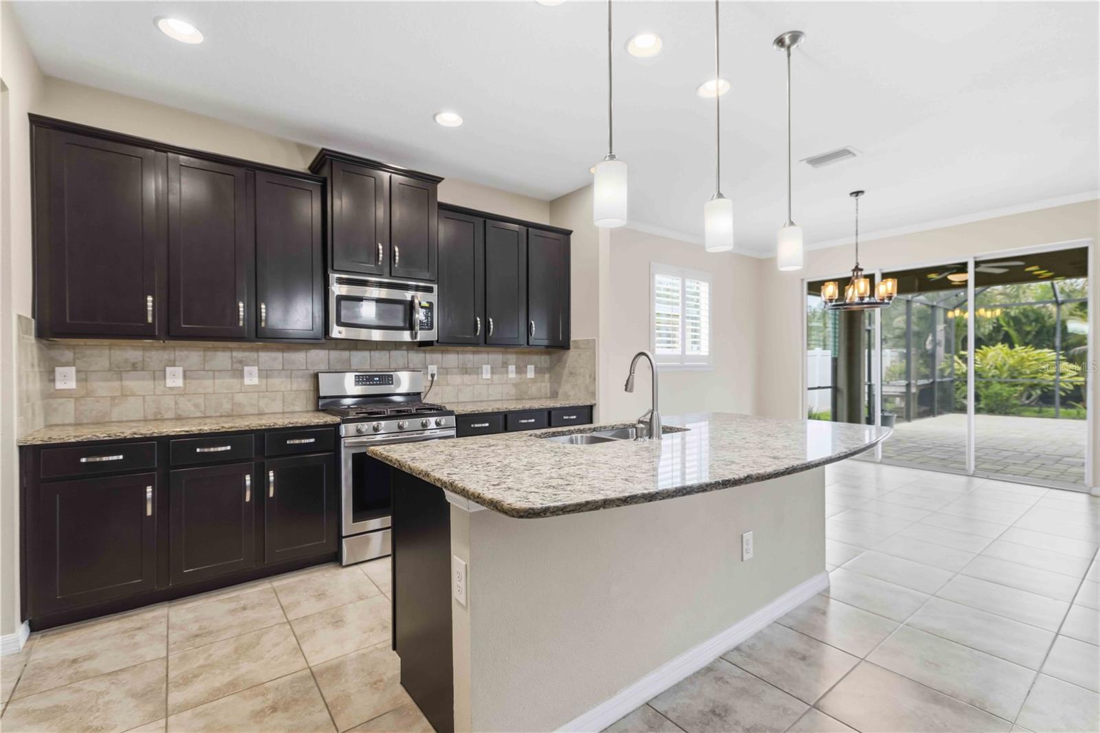 7456 47TH AVENUE CIR E, BRADENTON, FL, 34203