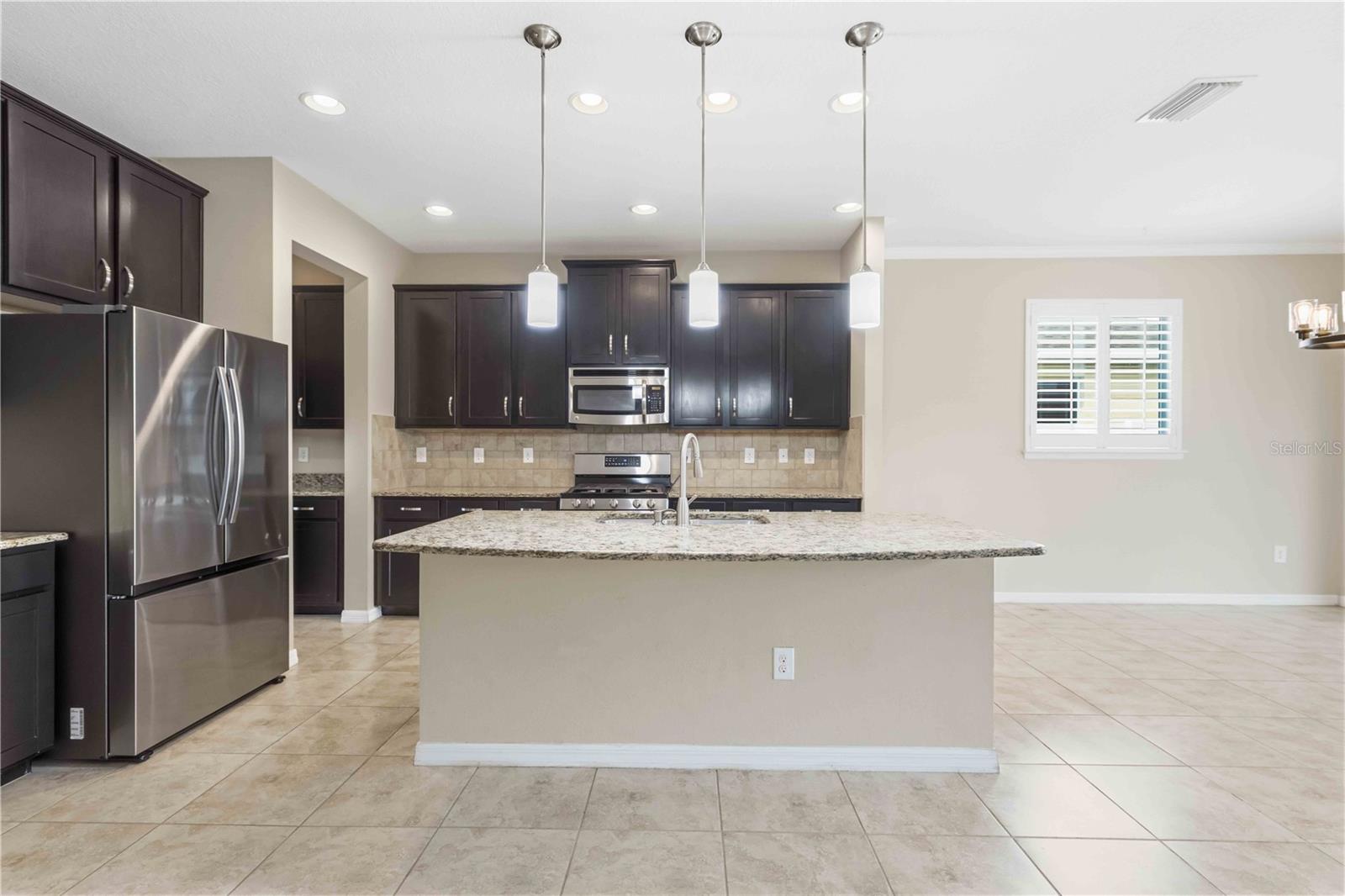 7456 47TH AVENUE CIR E, BRADENTON, FL, 34203