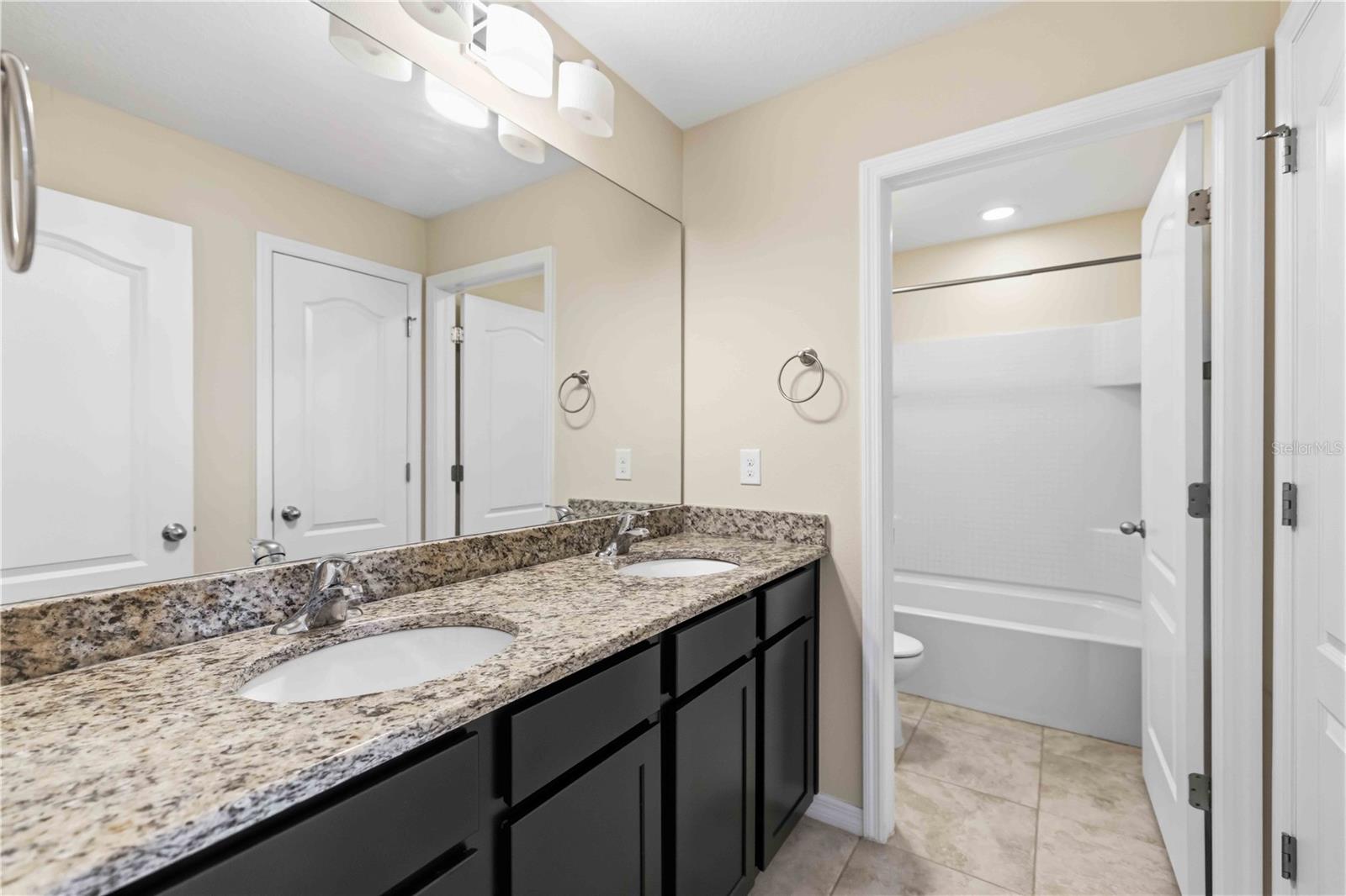 7456 47TH AVENUE CIR E, BRADENTON, FL, 34203
