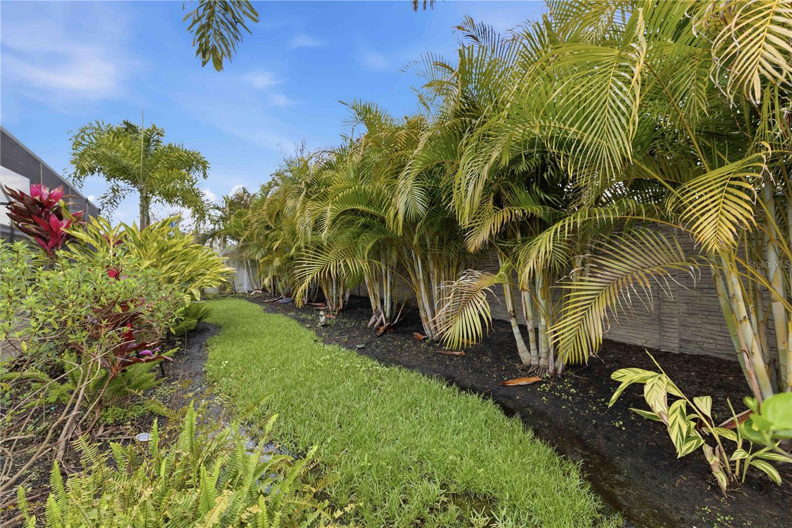 7456 47TH AVENUE CIR E, BRADENTON, FL, 34203