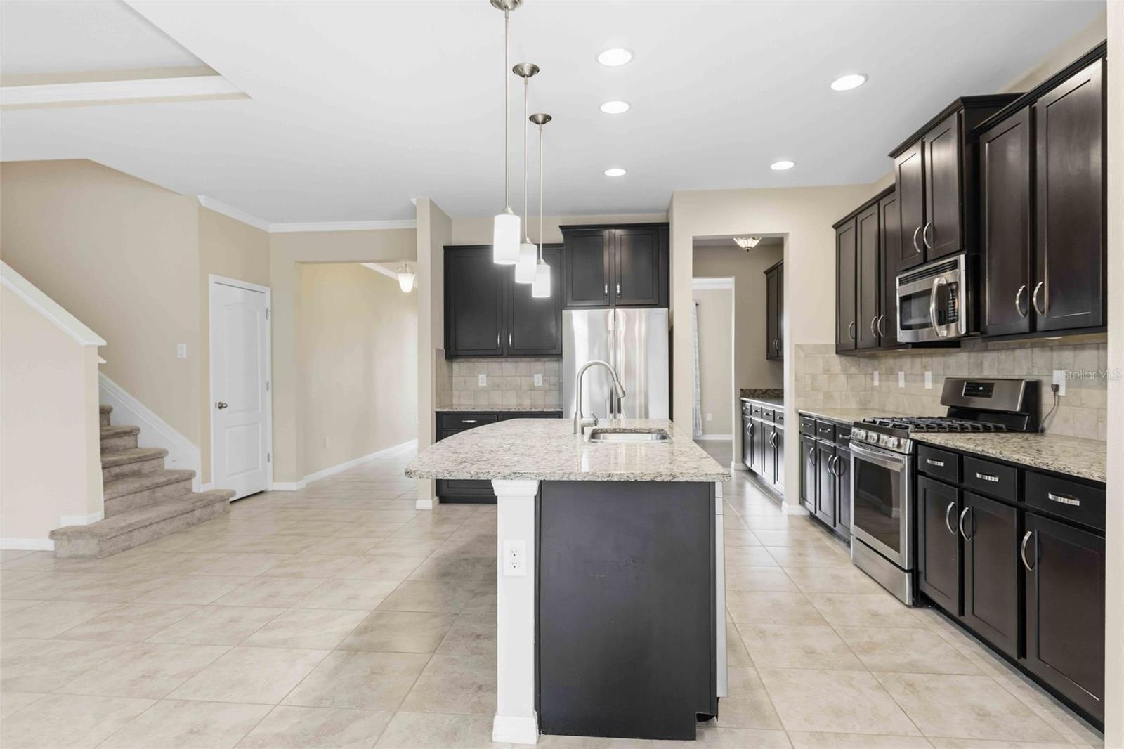 7456 47TH AVENUE CIR E, BRADENTON, FL, 34203