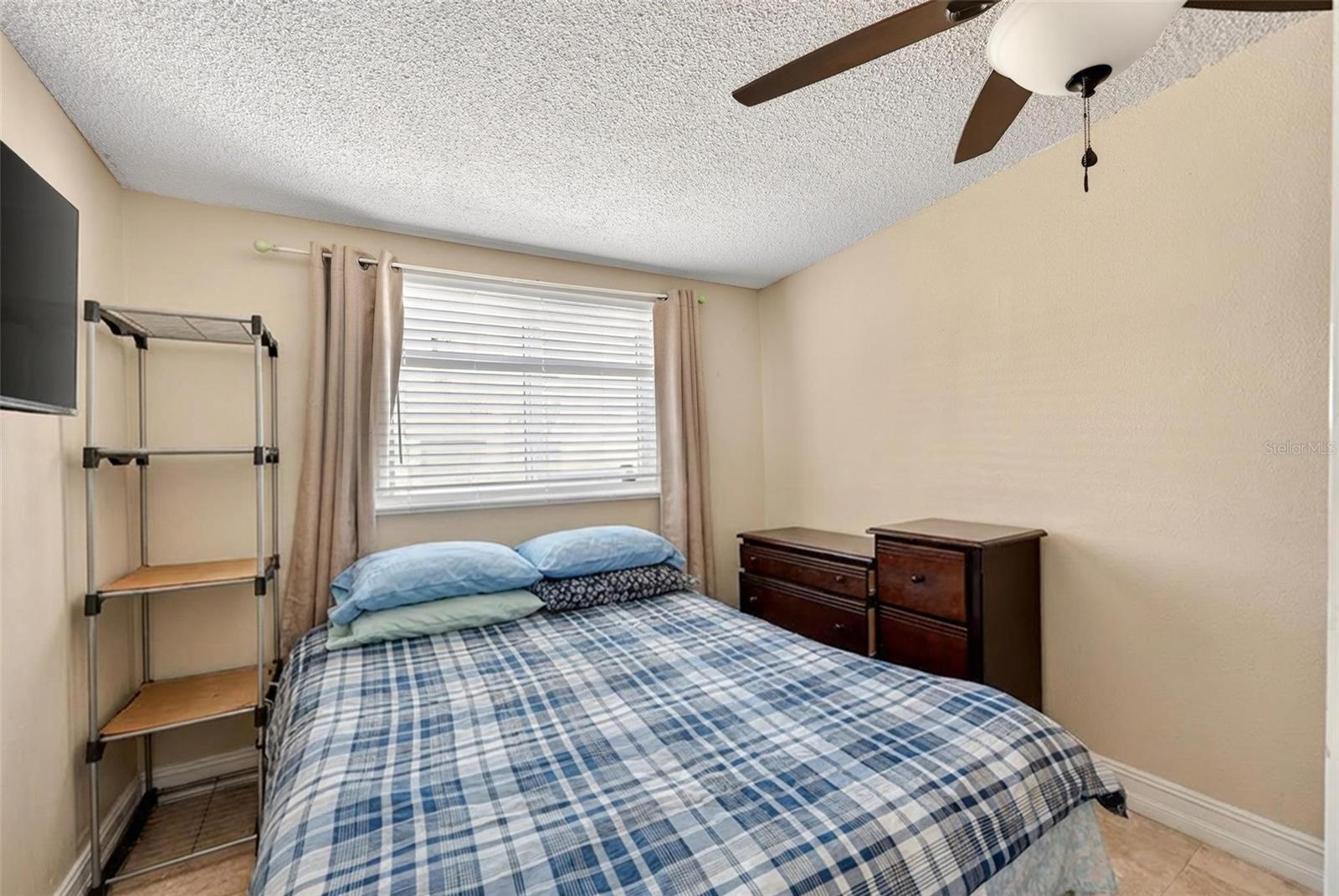 410 SANTIAGO AVE, ORLANDO, FL, 32807
