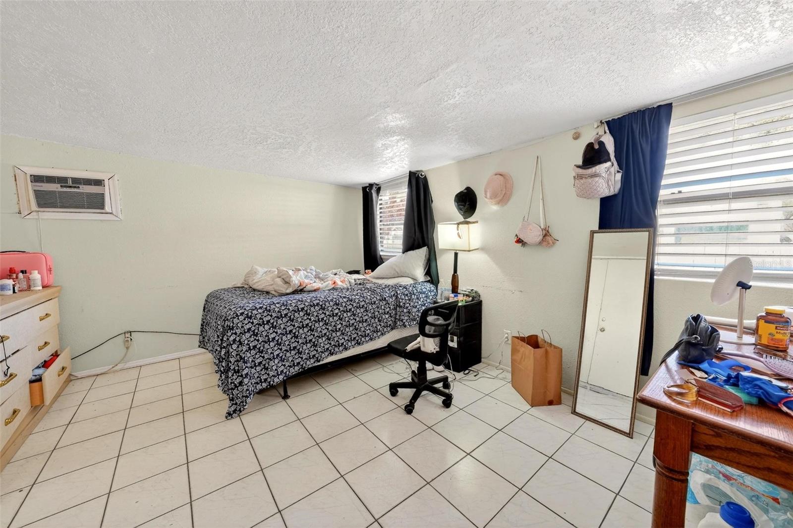 410 SANTIAGO AVE, ORLANDO, FL, 32807