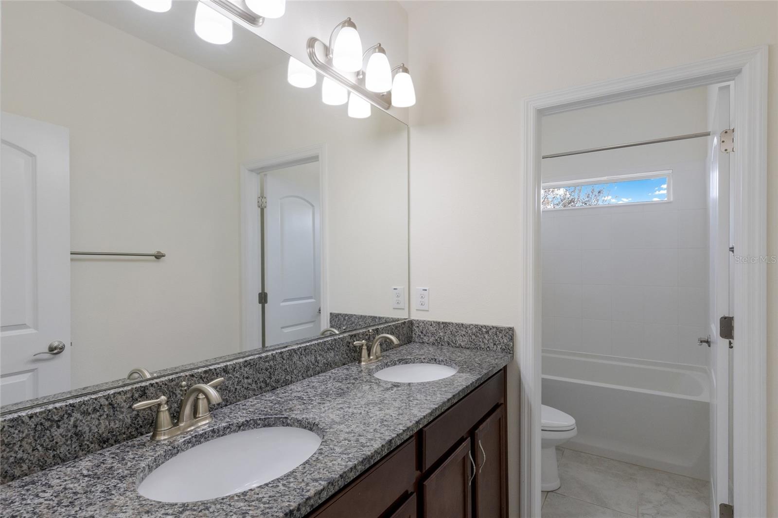 13608 AMERICAN PRAIRIE PL, LAKEWOOD RANCH, FL, 34211