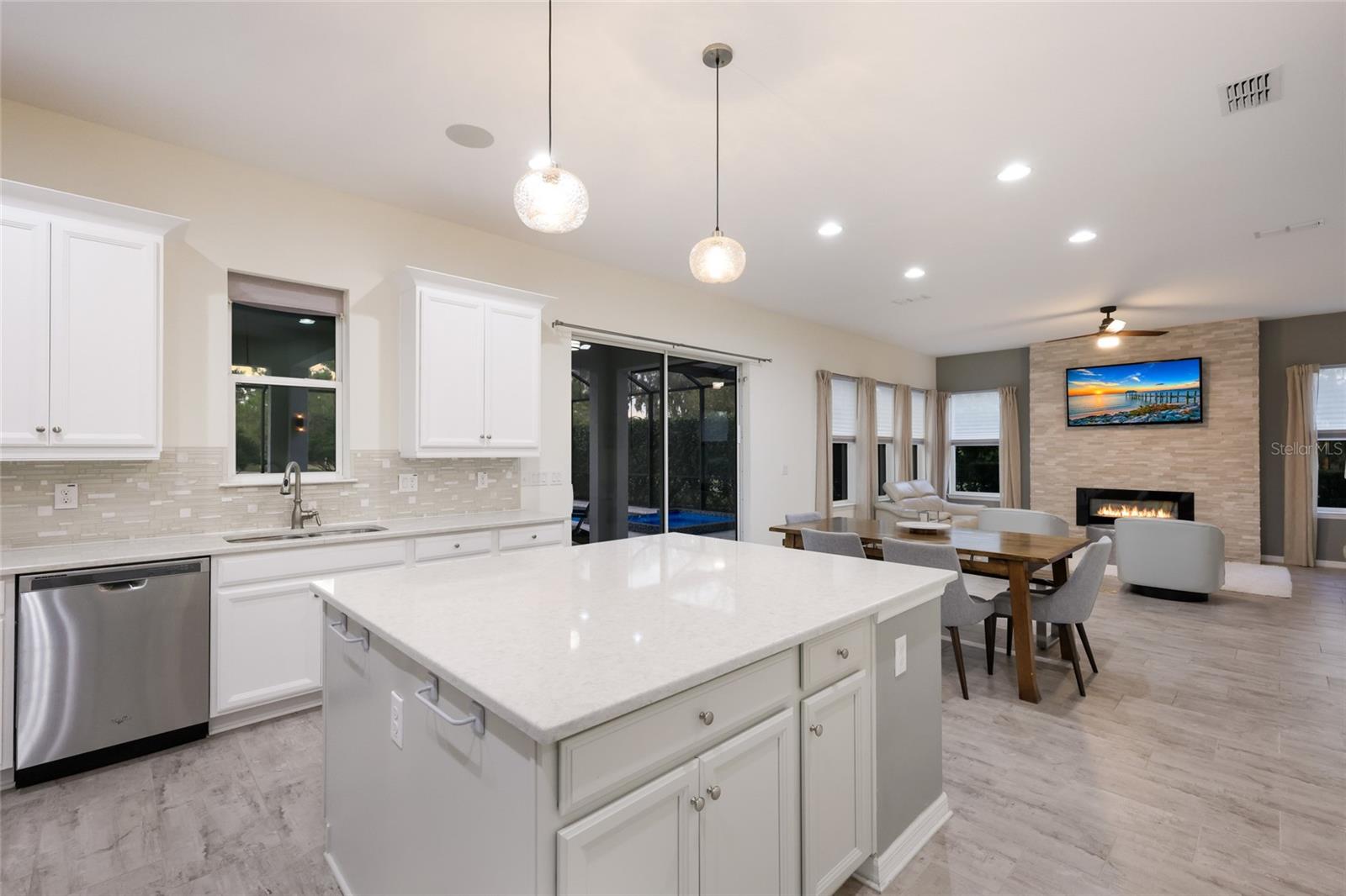 13608 AMERICAN PRAIRIE PL, LAKEWOOD RANCH, FL, 34211
