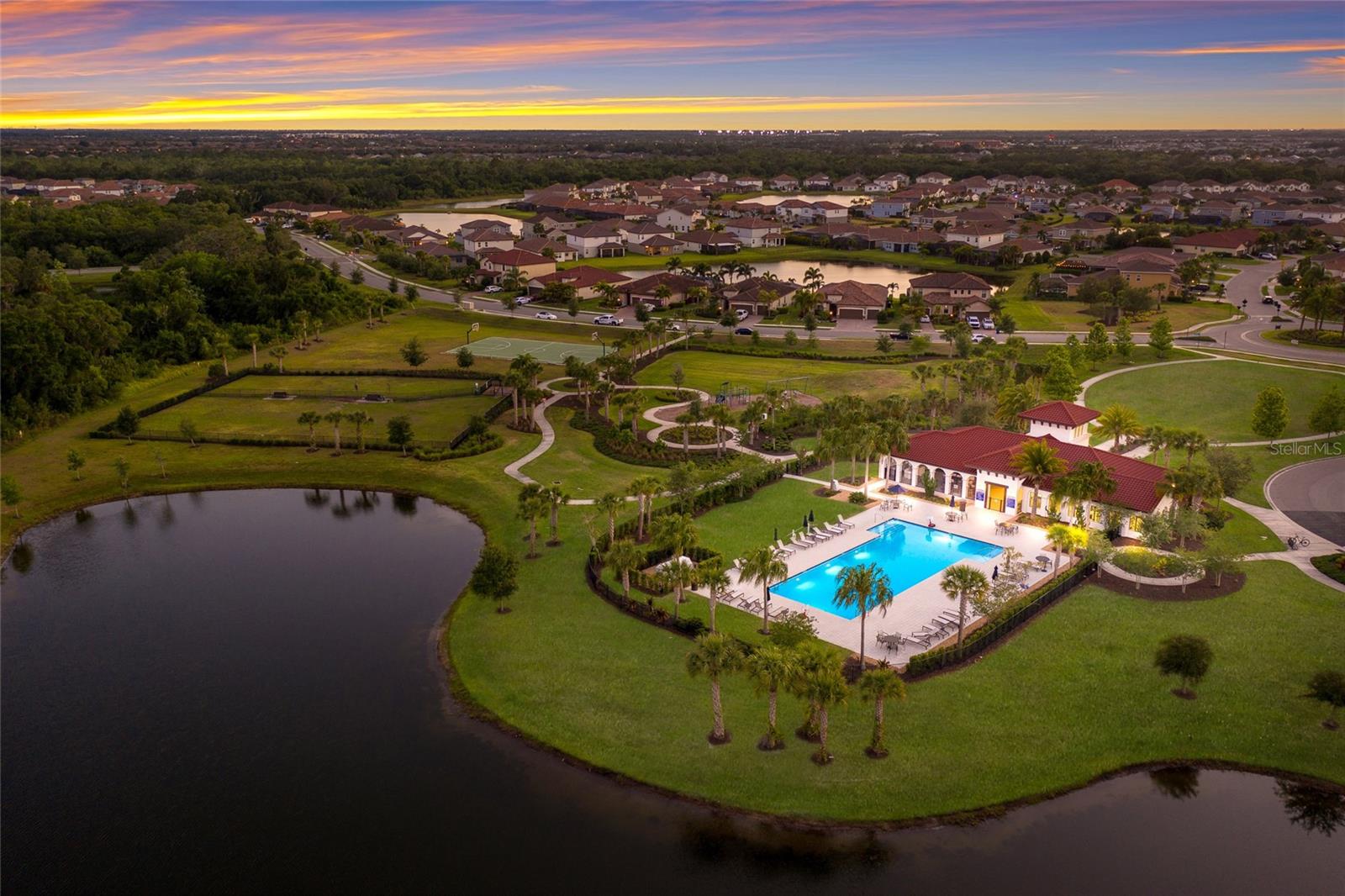 13608 AMERICAN PRAIRIE PL, LAKEWOOD RANCH, FL, 34211