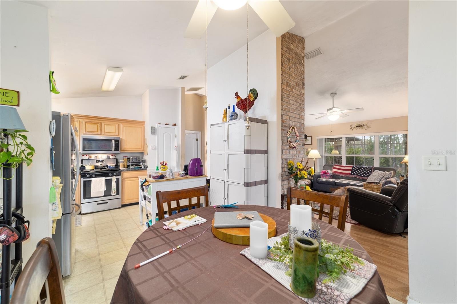 102 WHIRLWIND WAY, HAWTHORNE, FL, 32640