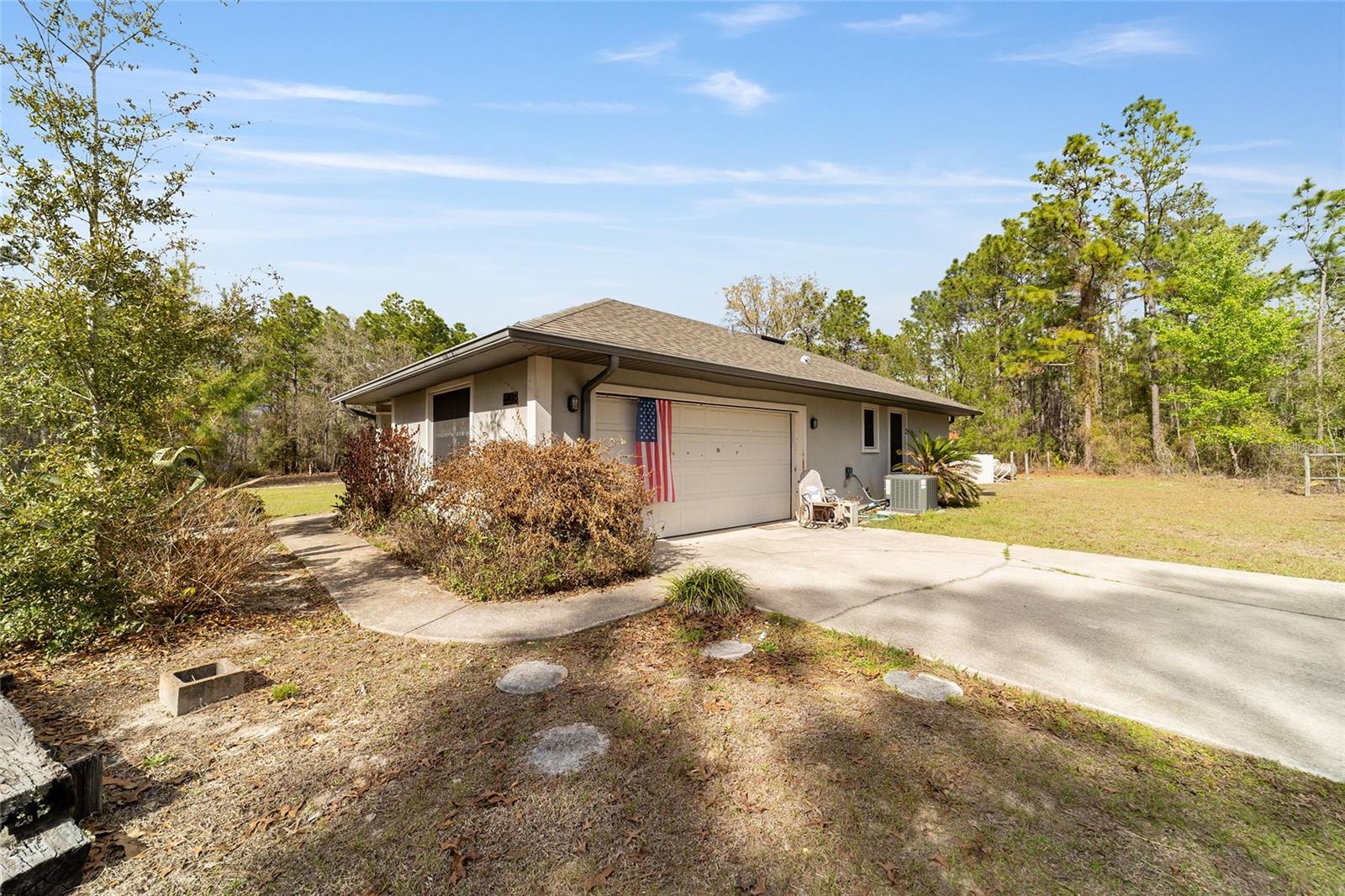 102 WHIRLWIND WAY, HAWTHORNE, FL, 32640