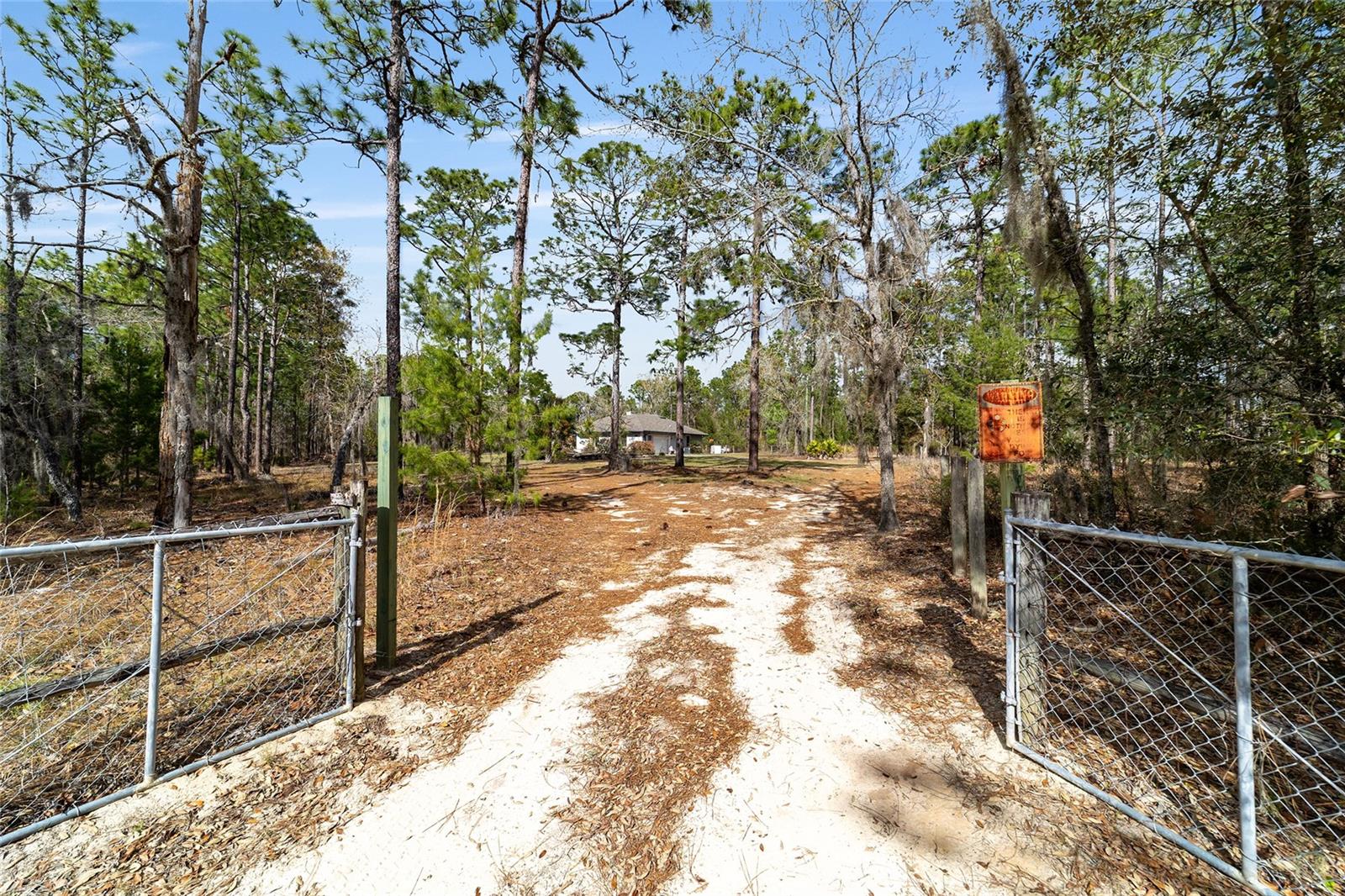 102 WHIRLWIND WAY, HAWTHORNE, FL, 32640