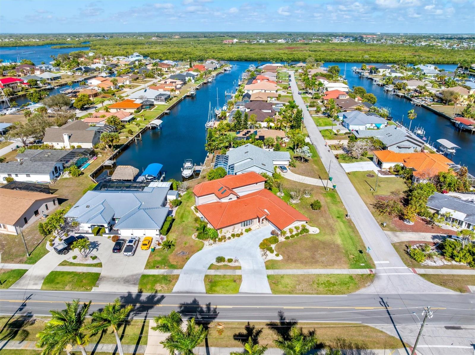 4405 HARBOR BLVD, PORT CHARLOTTE, FL, 33952