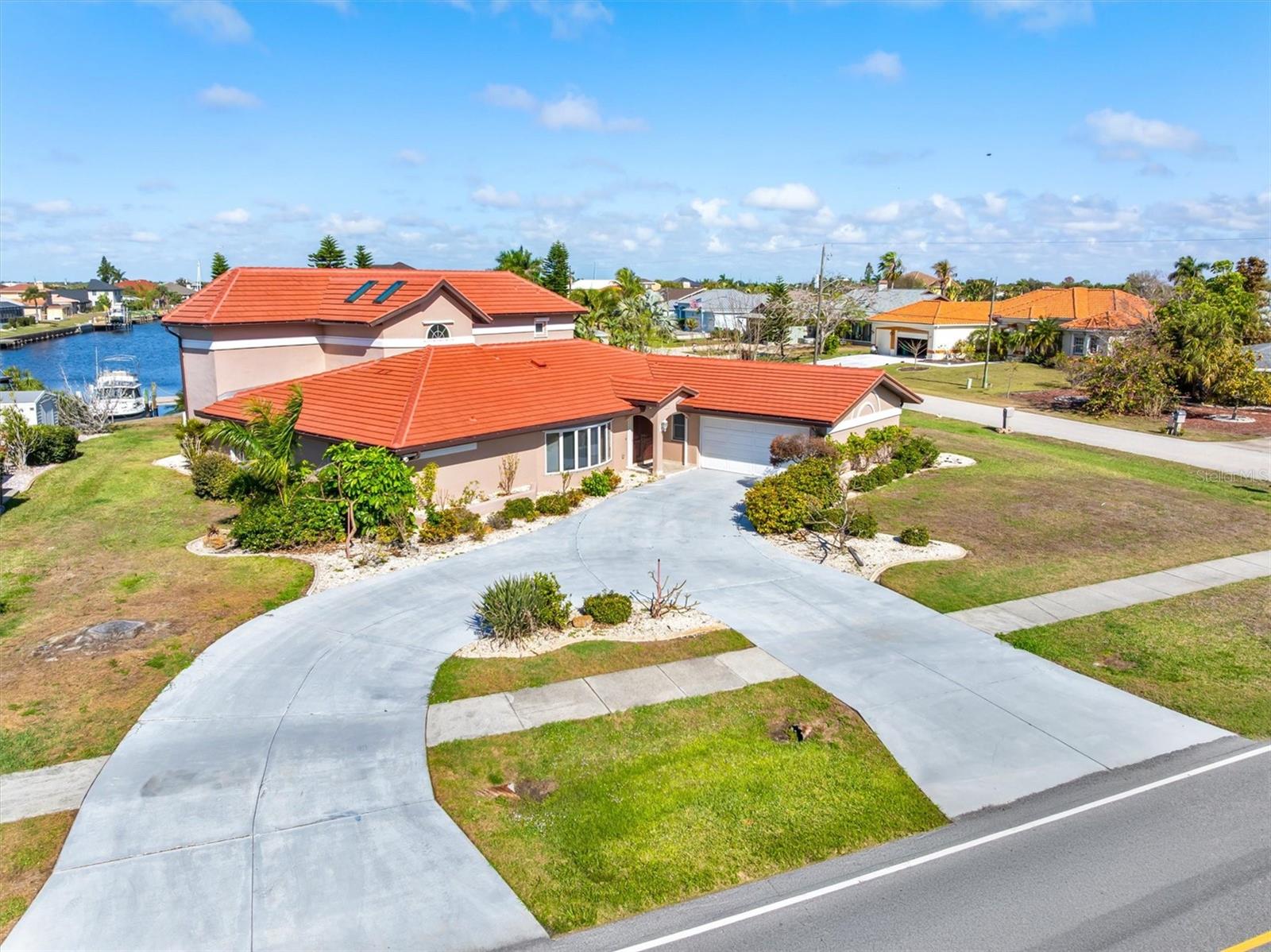 4405 HARBOR BLVD, PORT CHARLOTTE, FL, 33952