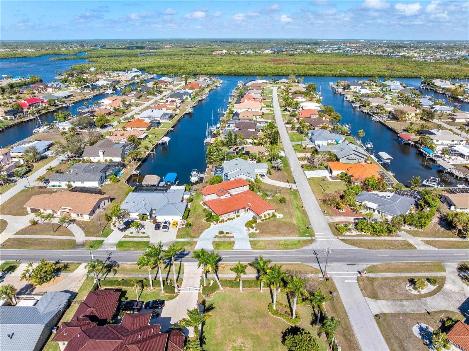 4405 HARBOR BLVD, PORT CHARLOTTE, FL, 33952