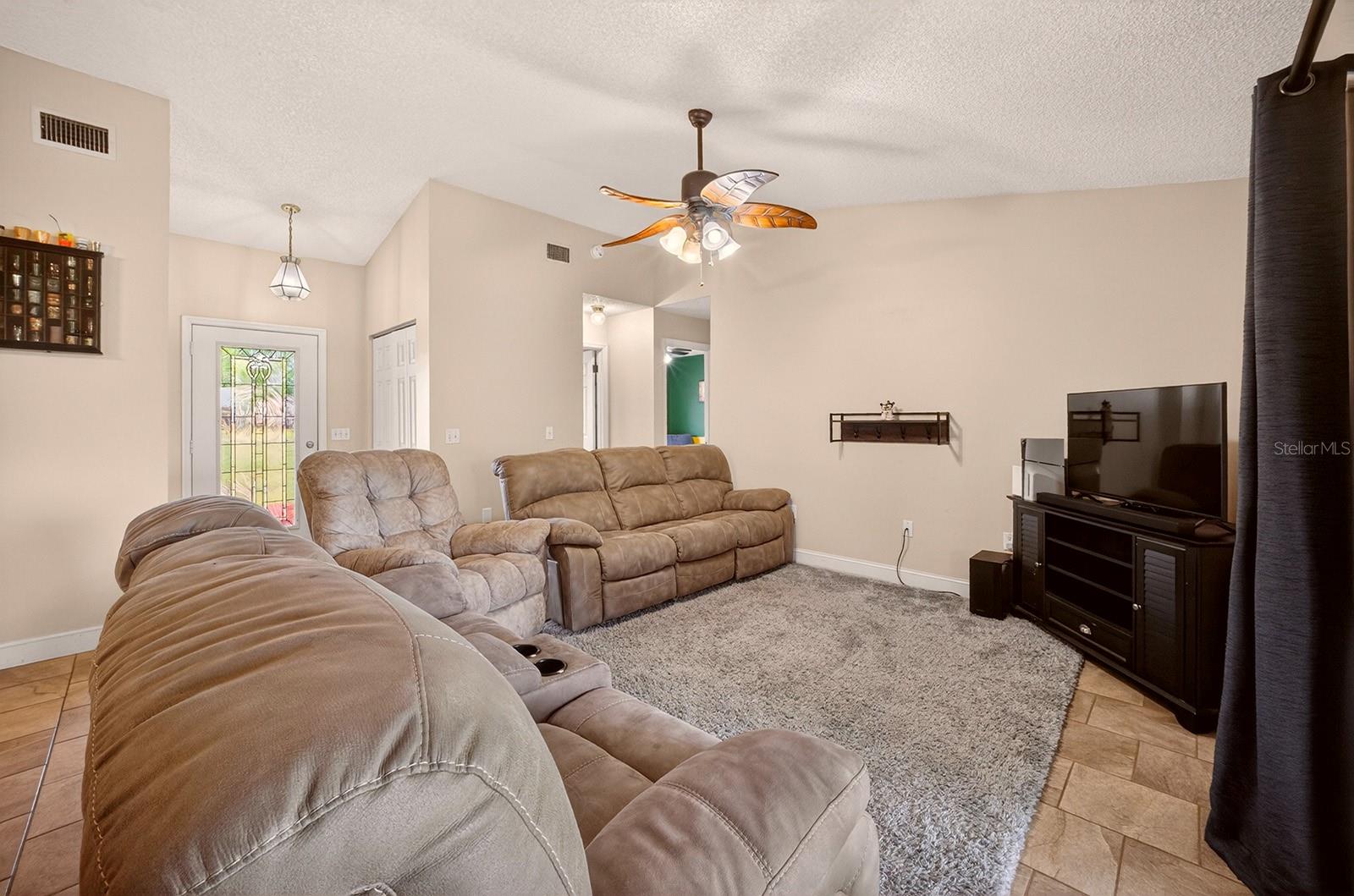 12584 WEDGEFIELD DR, GRAND ISLAND, FL, 32735