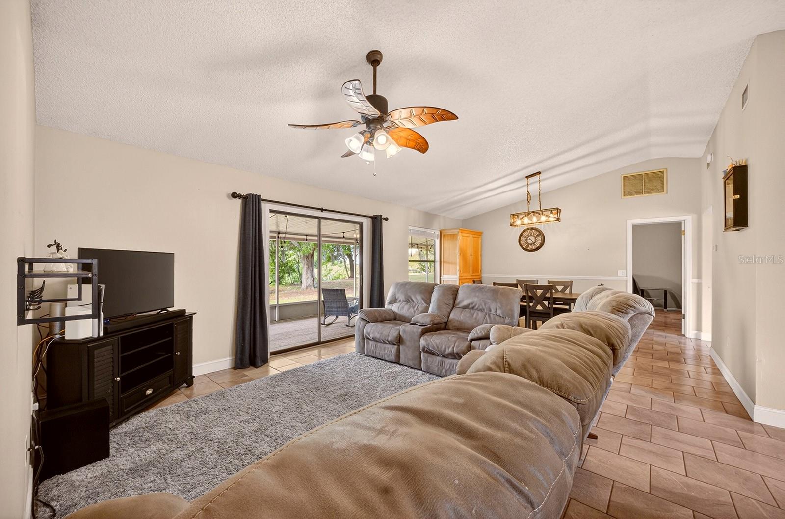 12584 WEDGEFIELD DR, GRAND ISLAND, FL, 32735